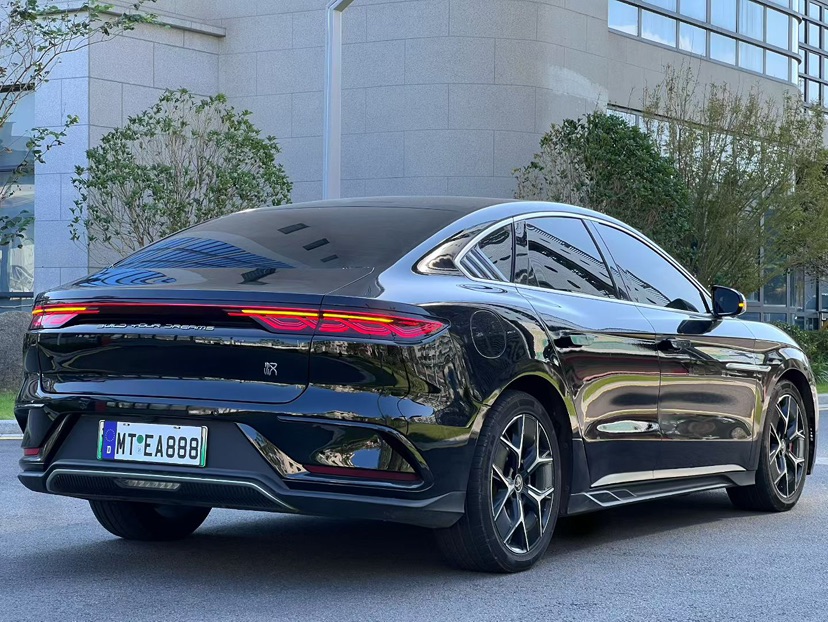 BYD Han 2022 car image #5