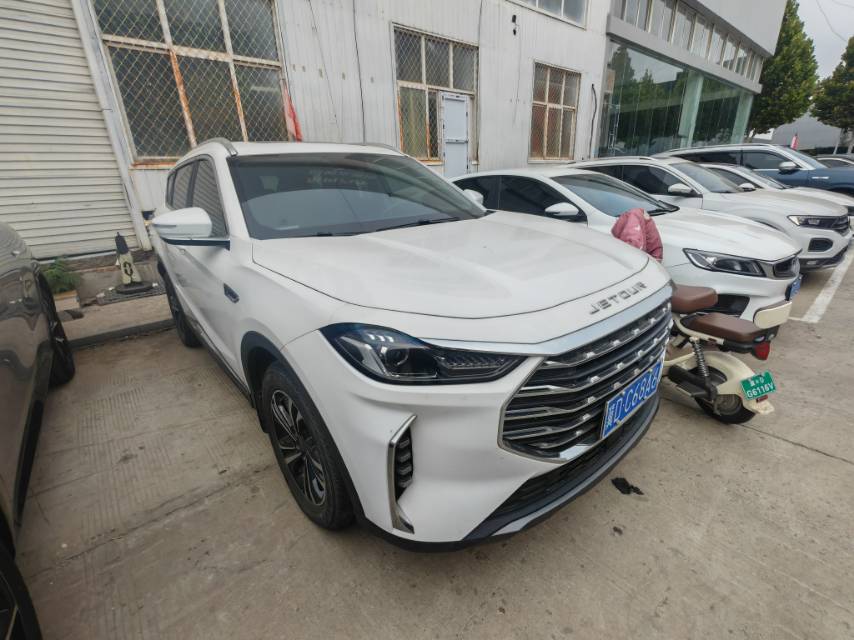 Jetour X70 PLUS 2021 car image #2