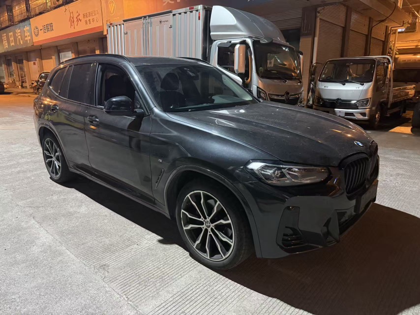 BMW X3 2022 car image #3
