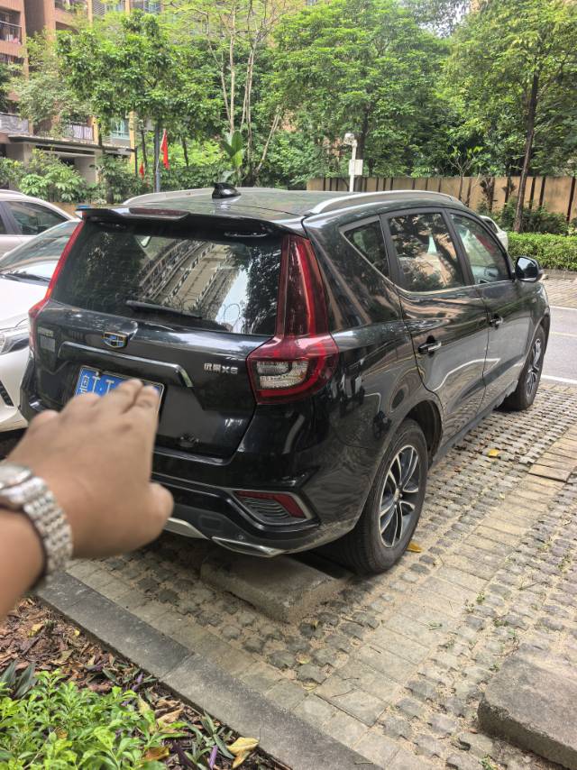 GEELY Vision X6 2019 #2 GEELY Vision X6 2019 car image #2