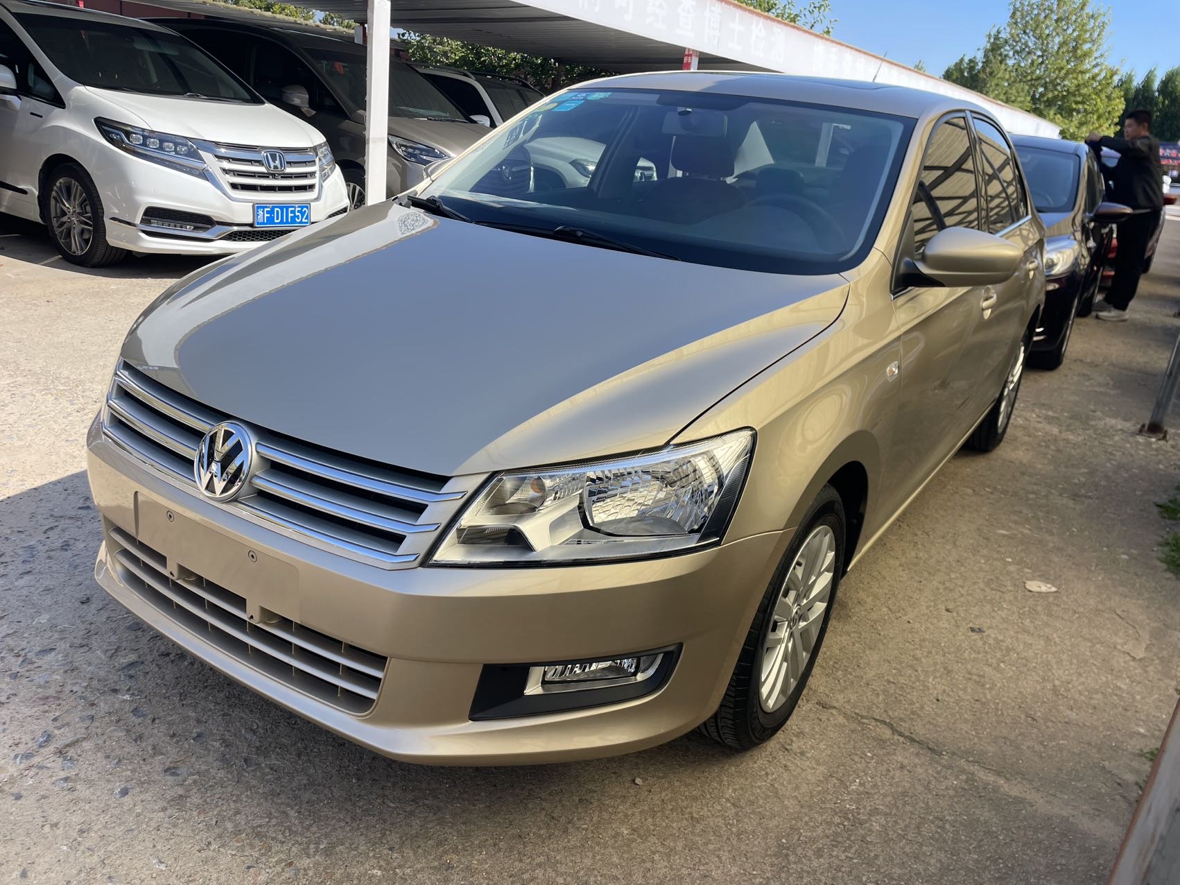 Volkswagen Santana 2014 Volkswagen Santana 2014 car image