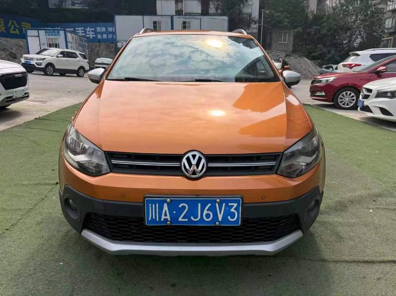 Volkswagen Polo 2015 صورة سيارة #2