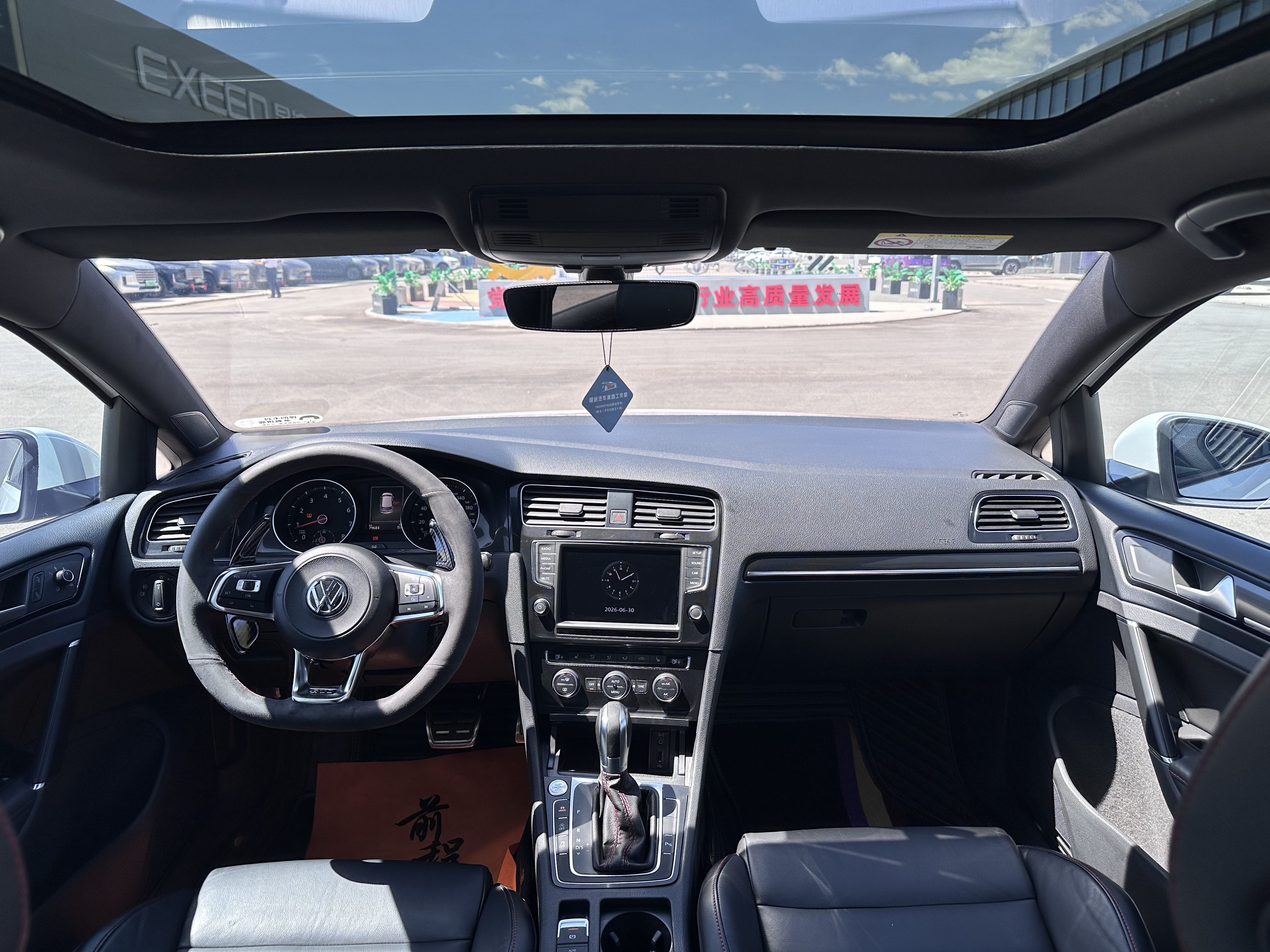 Volkswagen GolfGTI 2018 #11 Volkswagen GolfGTI 2018 car image #11