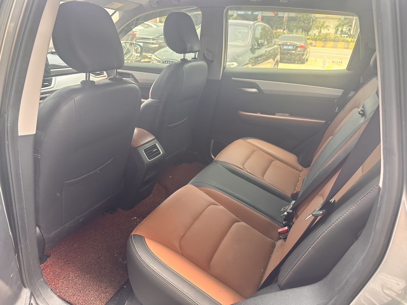GEELY Vision X6 2020 car image #7