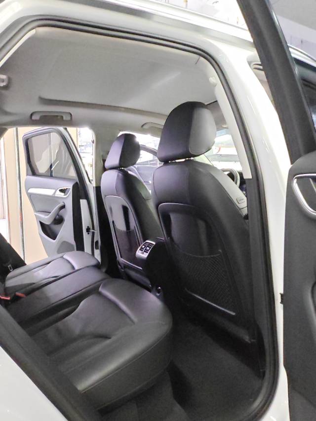 Audi Q3 2014 #3 Audi Q3 2014 car image #3