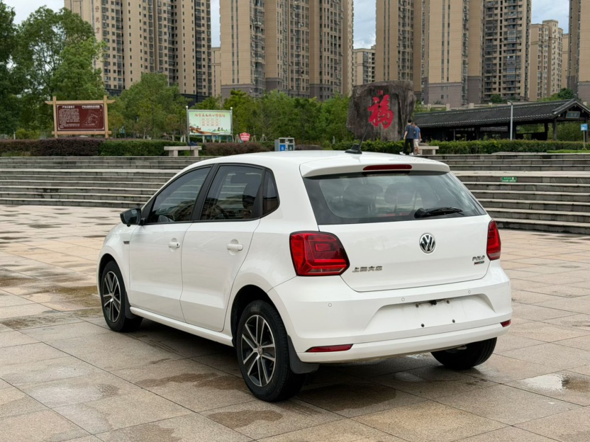 Volkswagen Polo 2014 #6 Volkswagen Polo 2014 car image #6