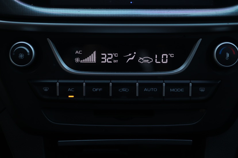 GEELY Emgrand 2016 car image #10