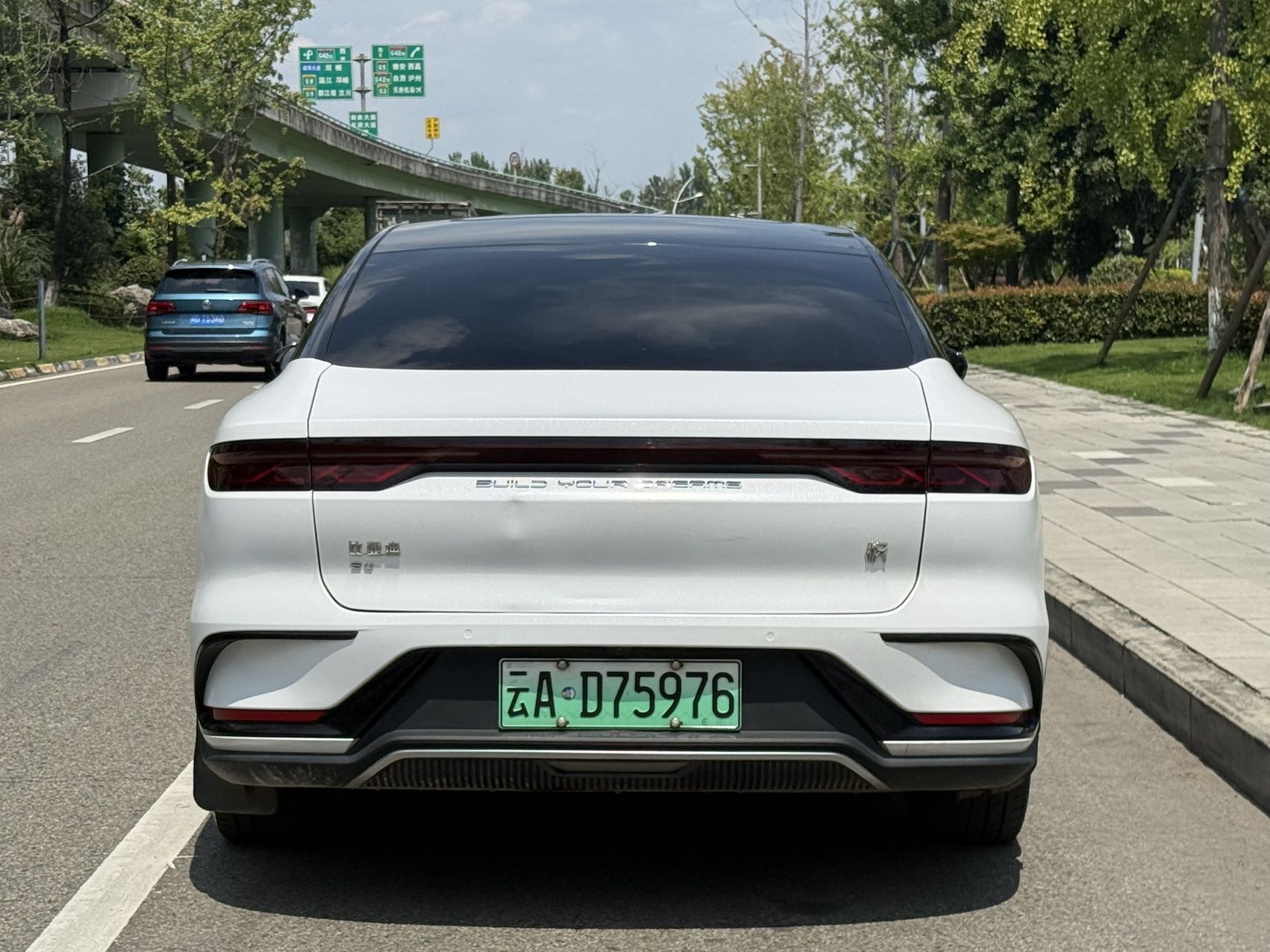 BYD Han 2022 car image #8