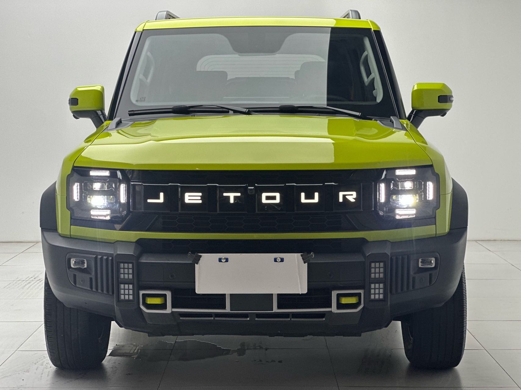 Jetour Traveller 2023 car image #2