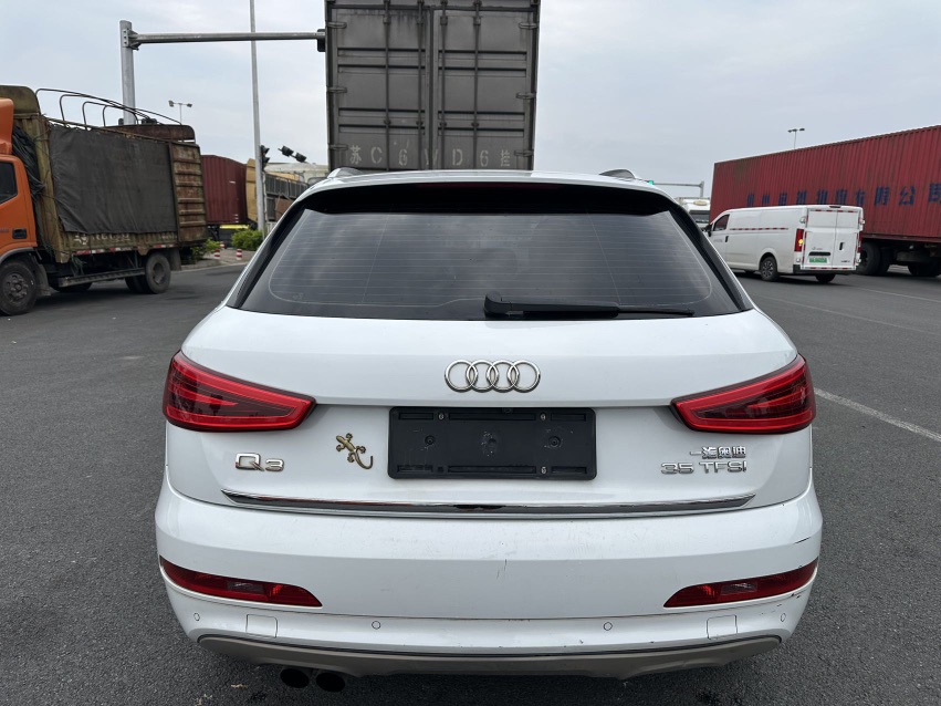Audi Q3 2015 #8 Audi Q3 2015 car image #8