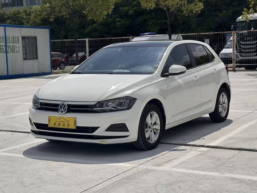 Volkswagen Polo 2021 car image 
