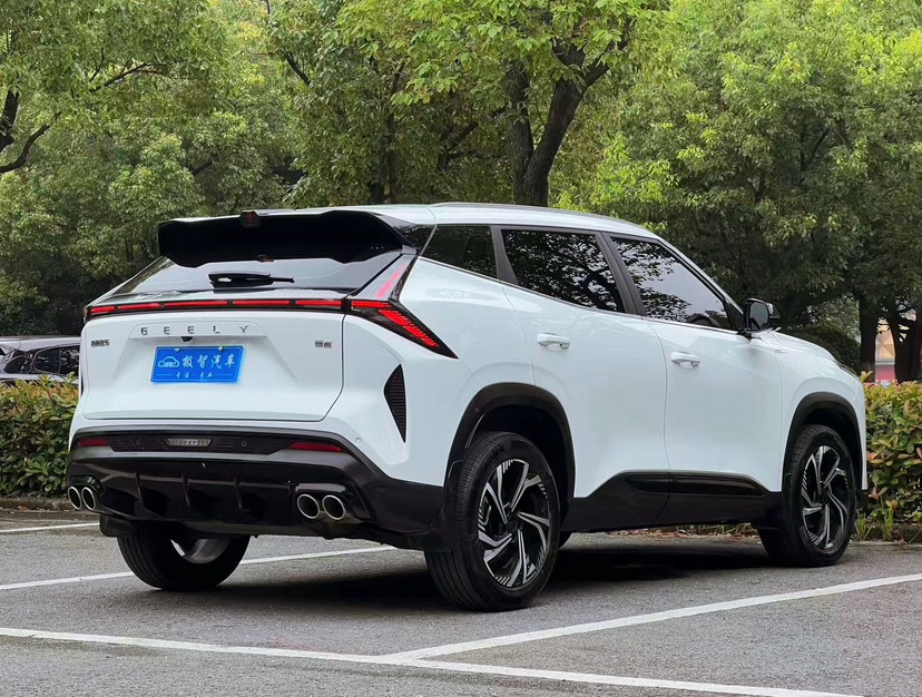 GEELY Boyue 2023 صورة سيارة #4