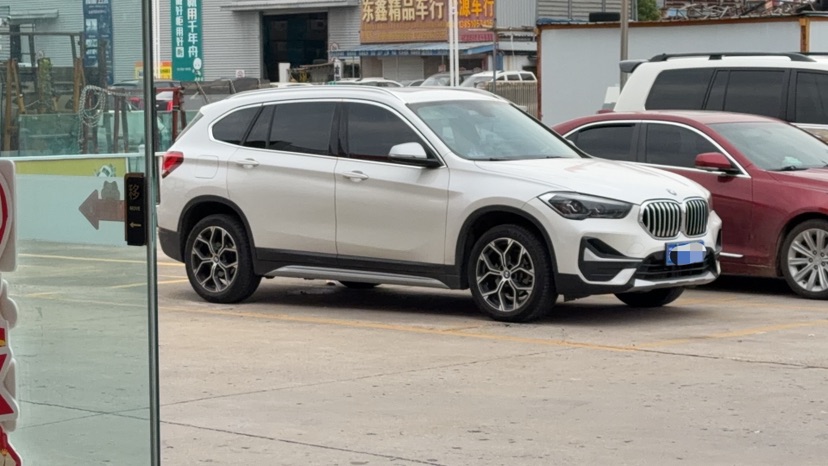 BMW X1 2023 car image #4
