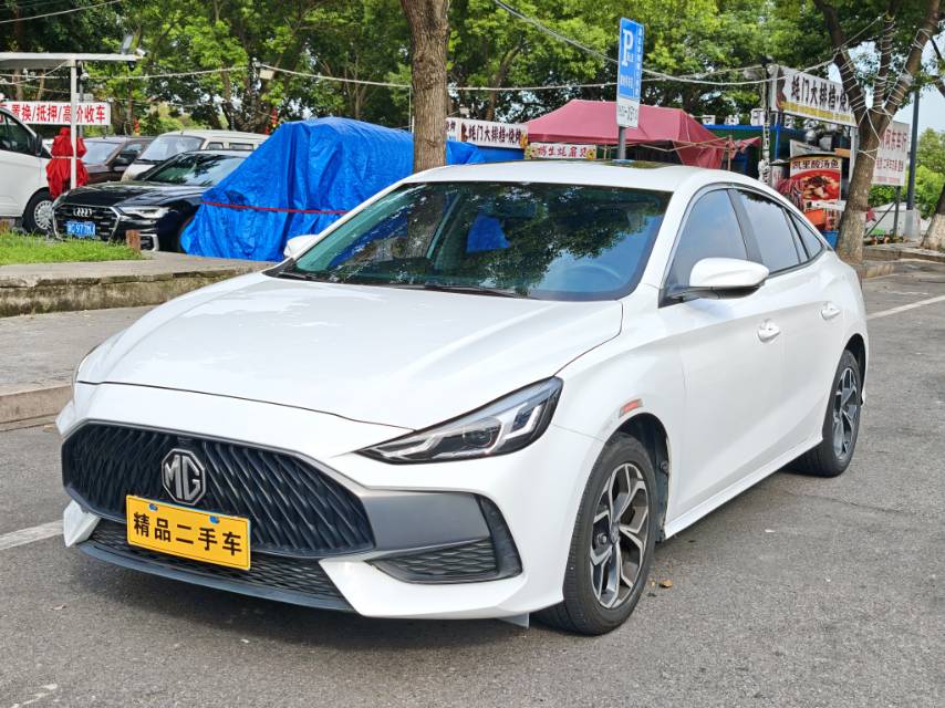 MG 5 2022 immagine di auto 