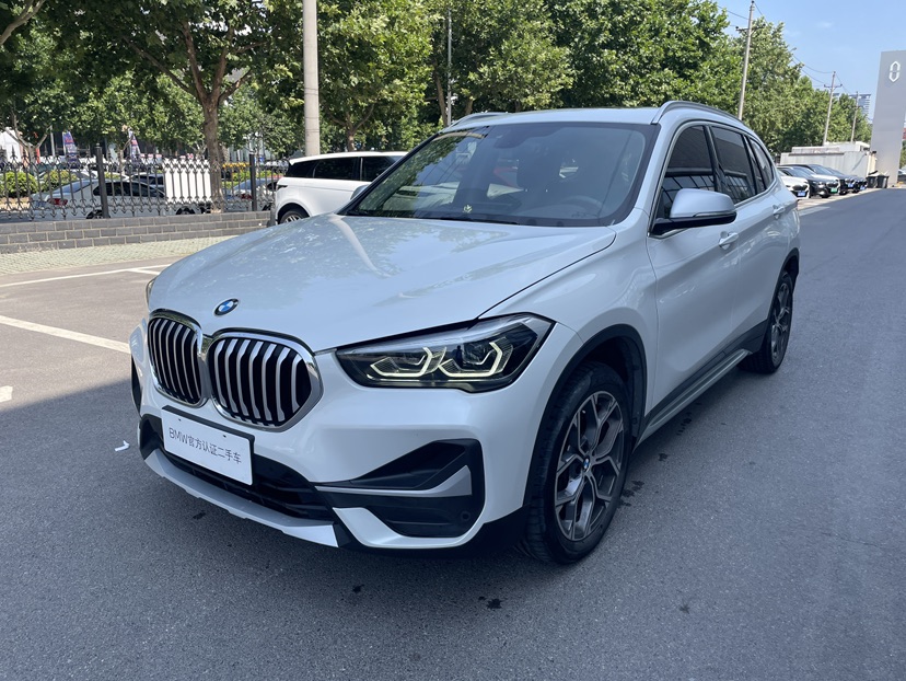BMW X1 2021 BMW X1 2021 car image