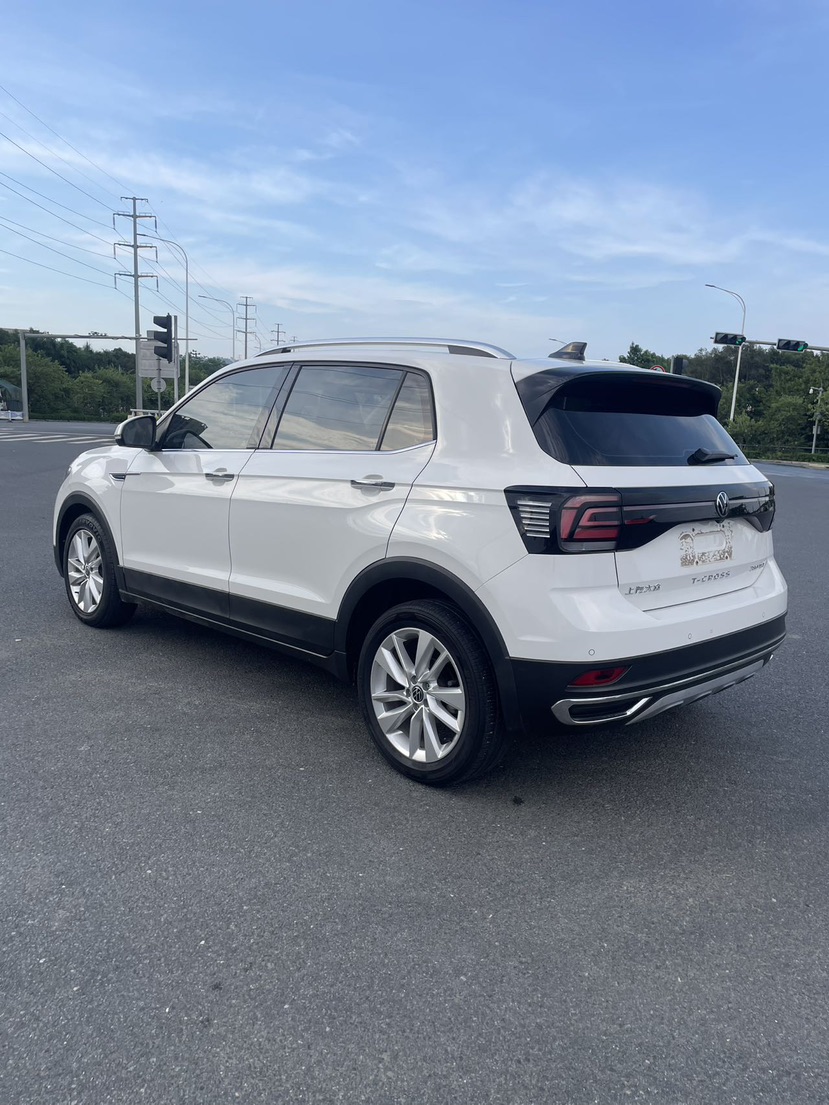 Volkswagen T-Cross 2021 #7 Volkswagen T-Cross 2021 car image #7