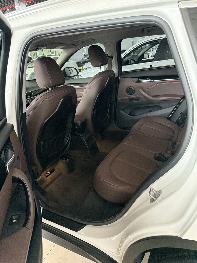 BMW X1 2020 car image #3
