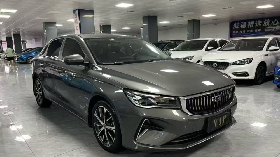 GEELY Emgrand 2021 car image #2