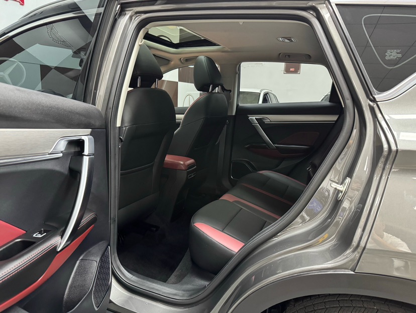 GEELY Coolray 2023 #8 GEELY Coolray 2023 car image #8