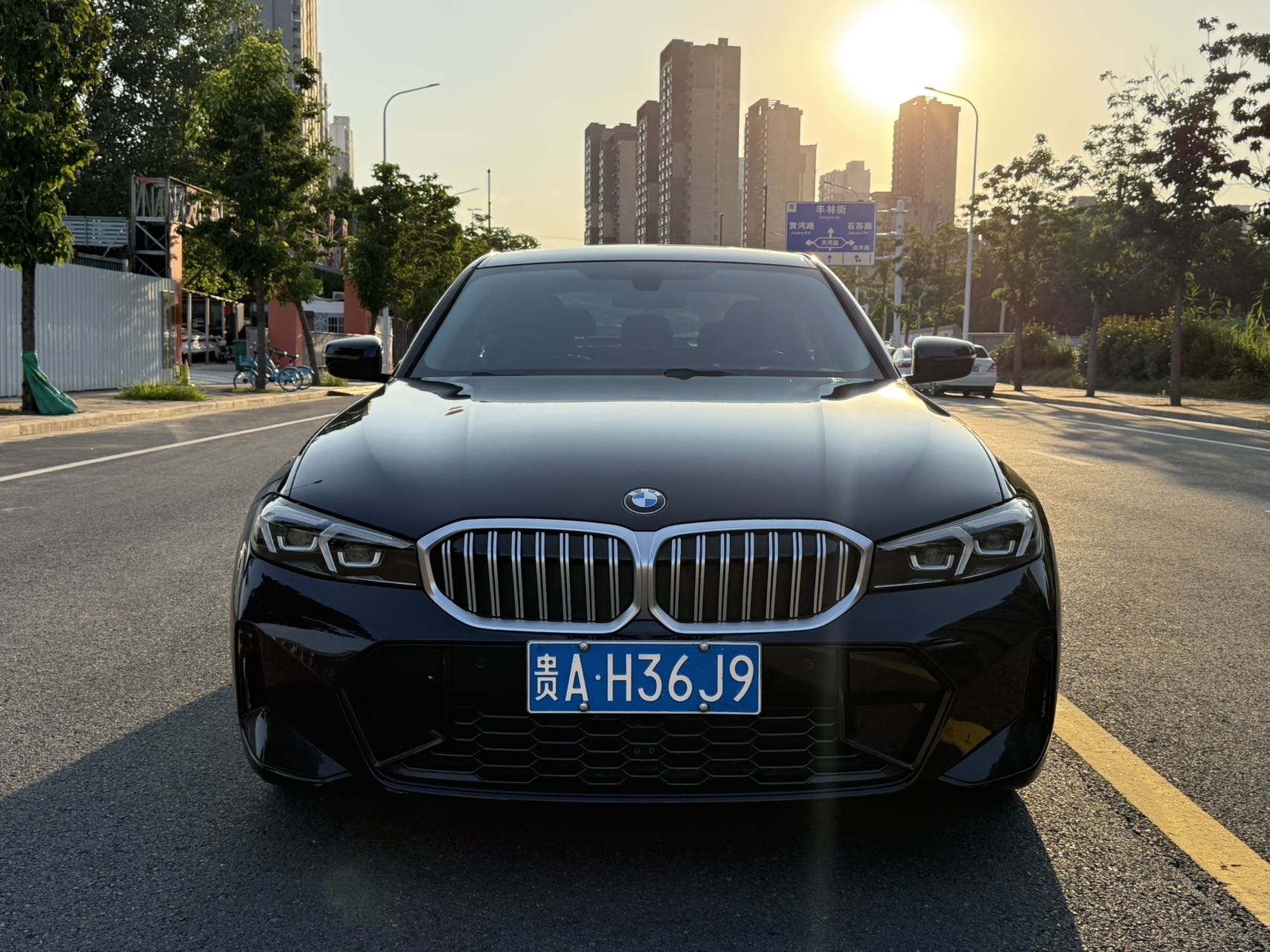 BMW 3 Series 2022 #2 BMW 3 Series 2022 car image #2
