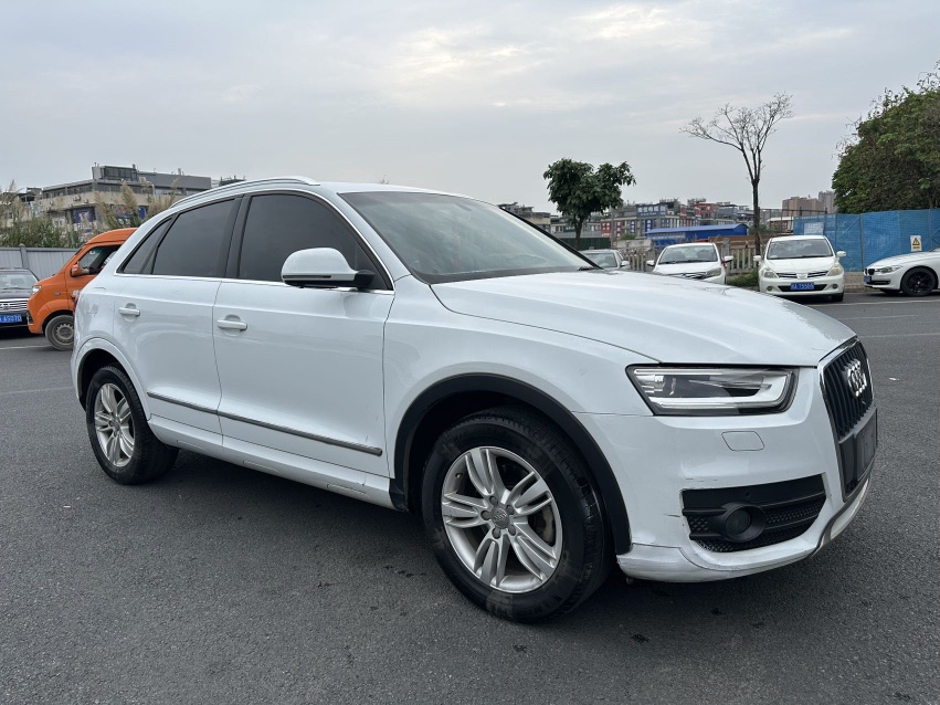 Audi Q3 2015 #3 Audi Q3 2015 car image #3