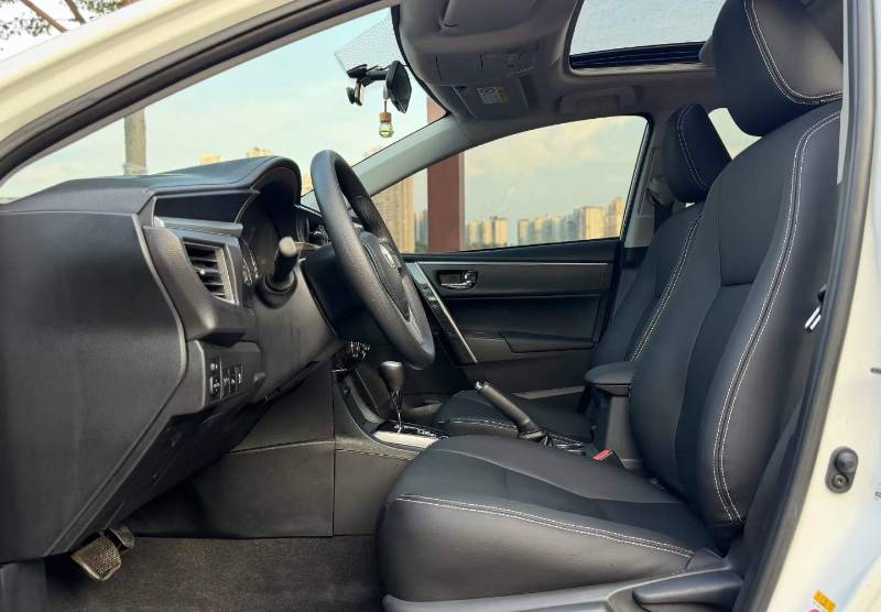 Toyota Corolla 2017 car image #6