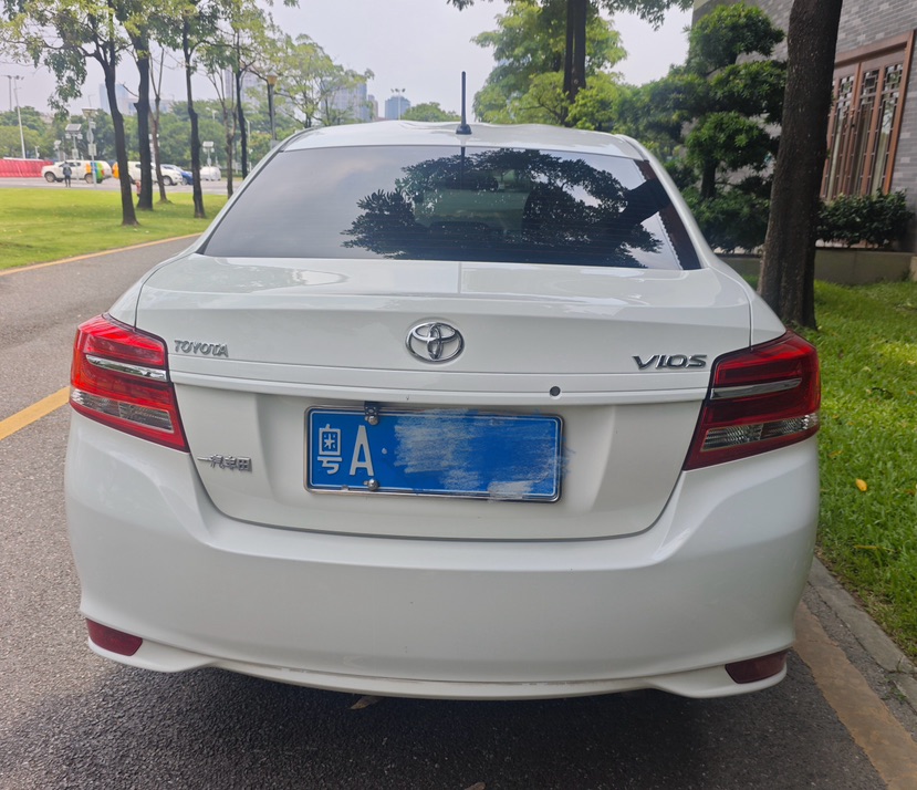 Toyota Vios 2018 car image #9