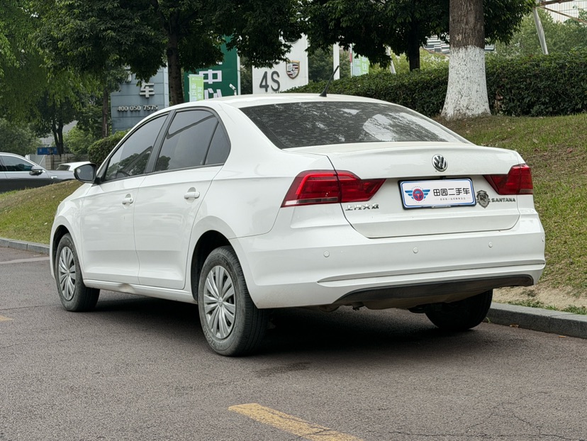 Volkswagen Santana 2023 car image #2