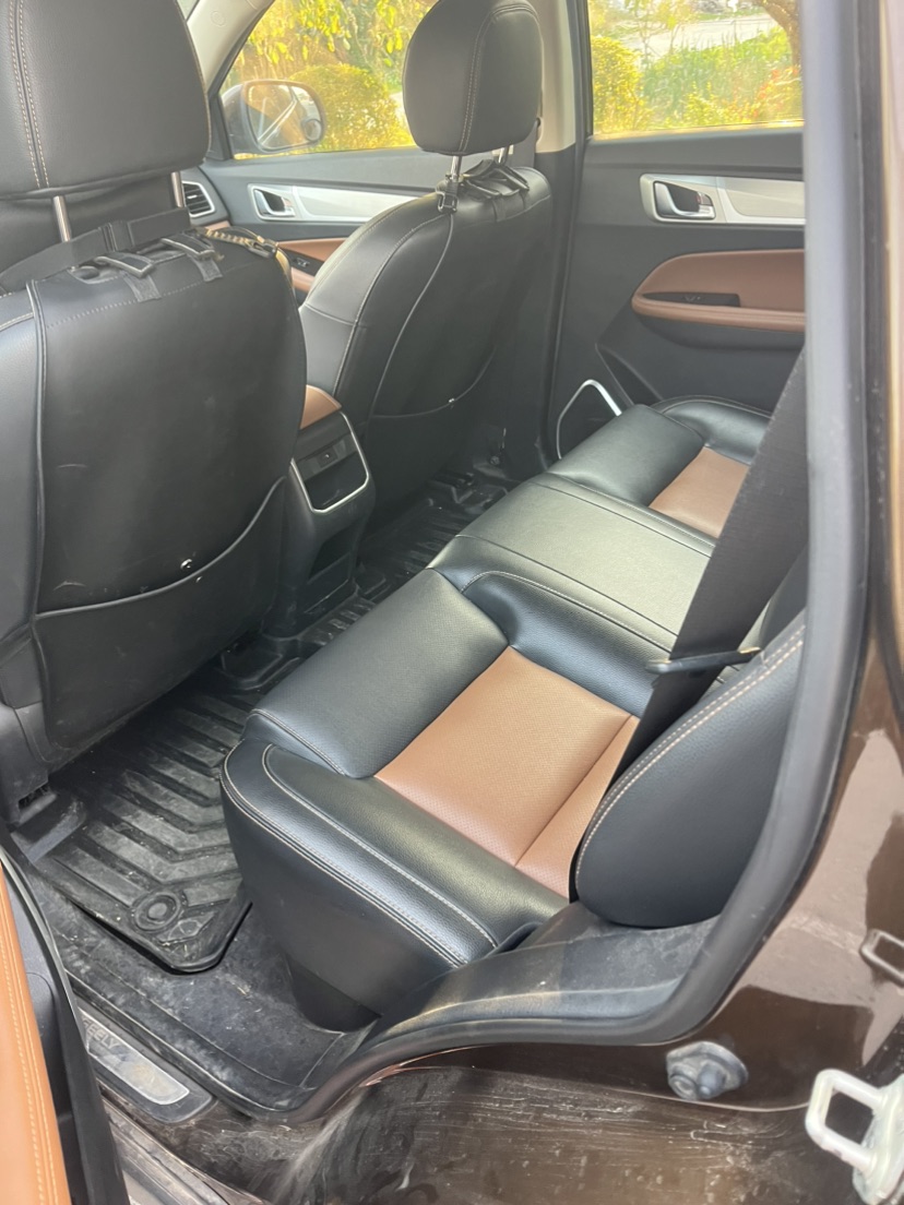 GEELY Vision X6 2019 immagine di auto #2