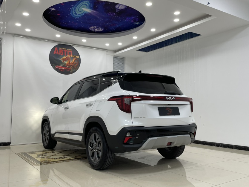 Kia Seltos 2023 car image #7