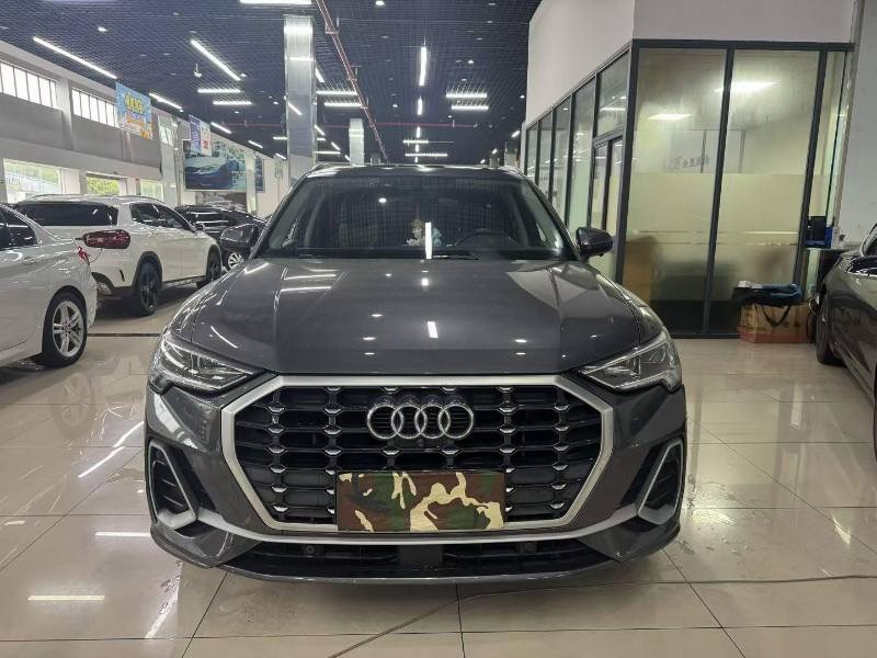 Audi Q3 2022 Audi Q3 2022 car image