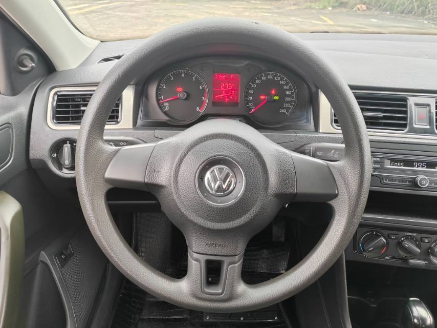 Volkswagen Santana 2016 car image #12