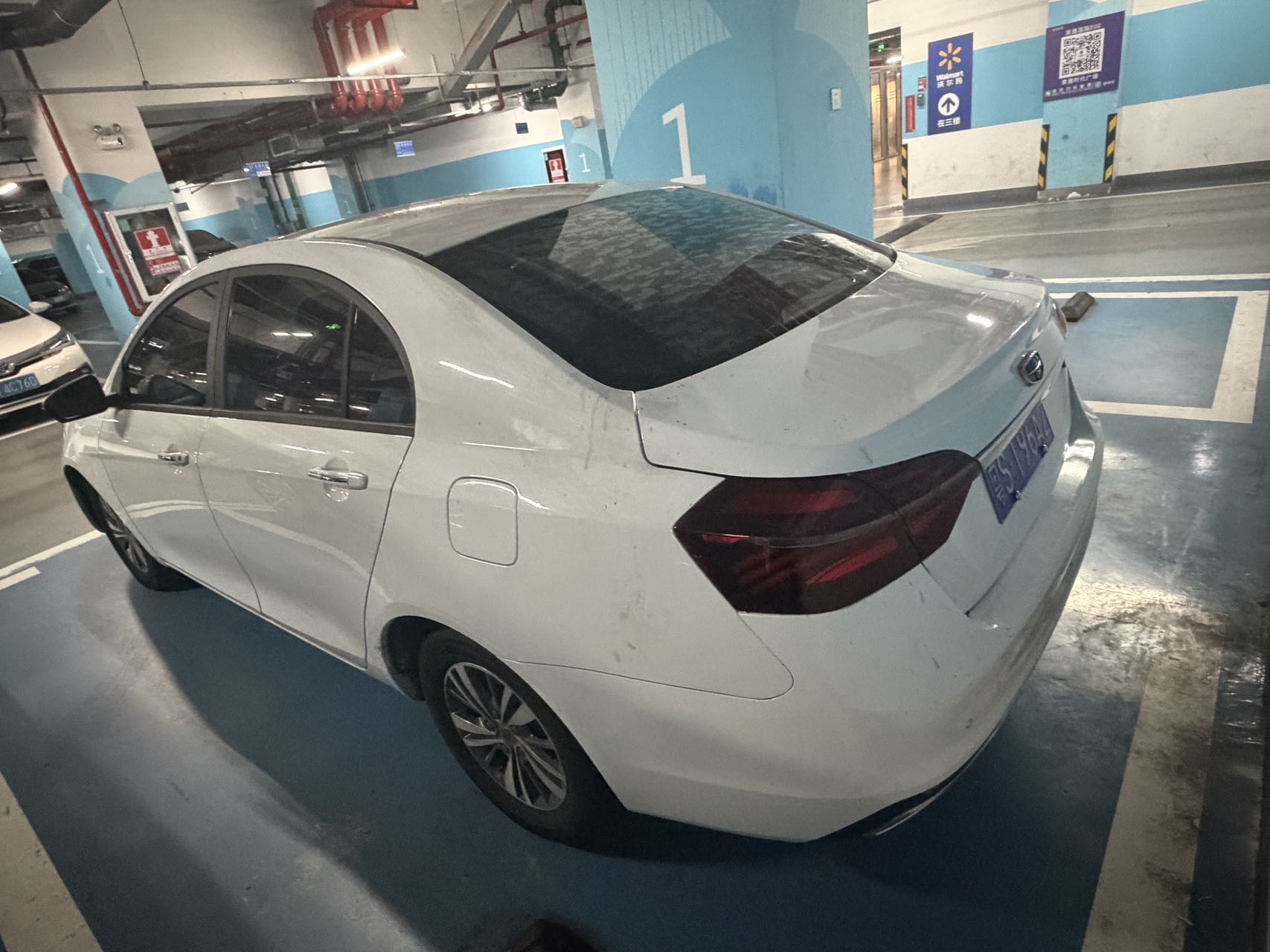 GEELY Emgrand 2018 #6 GEELY Emgrand 2018 car image #6