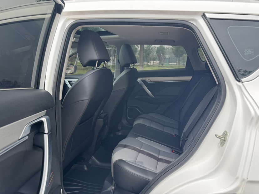 GEELY Coolray 2023 imagem de carro #10