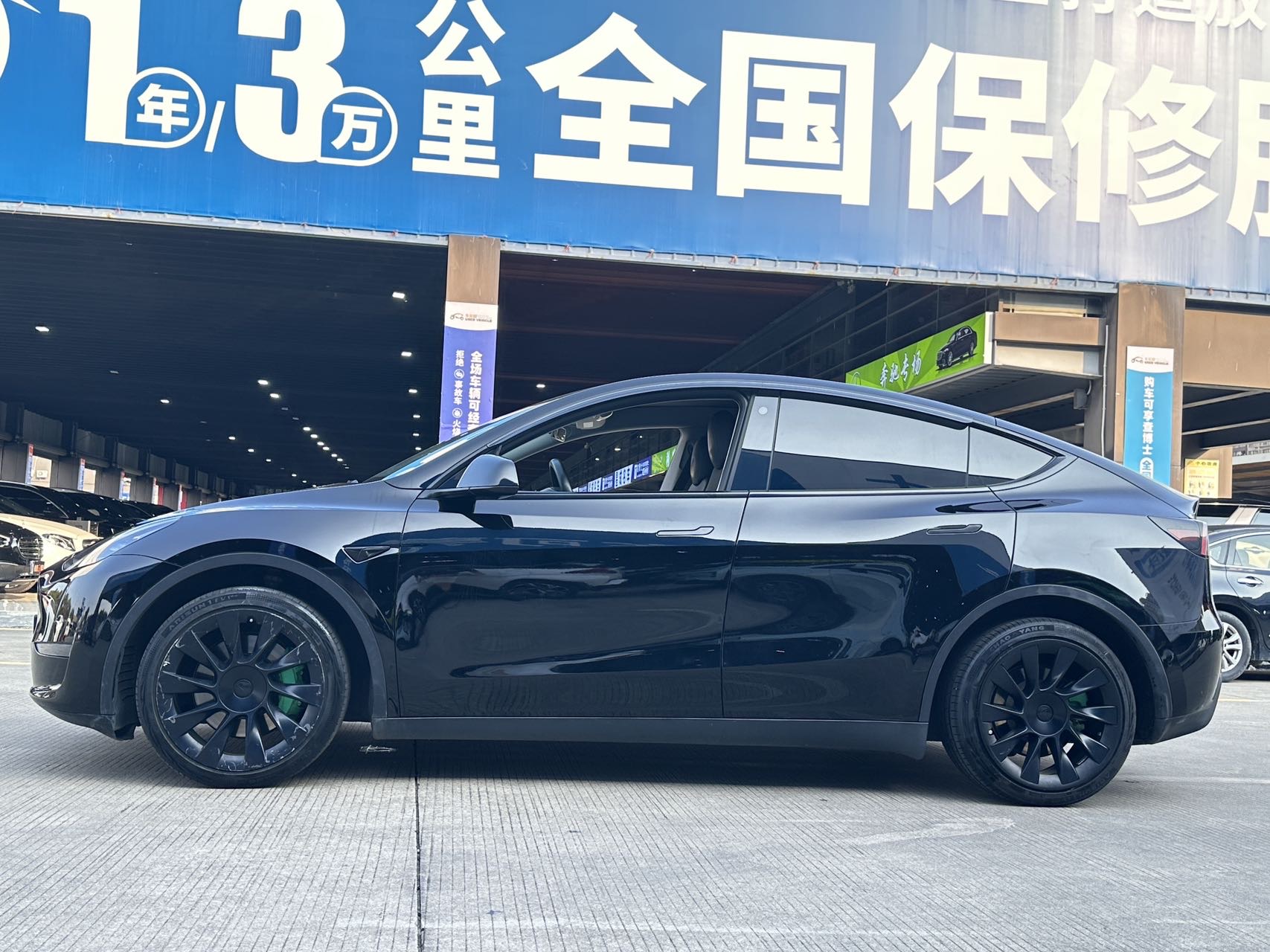 Tesla Model Y 2022 car image #8