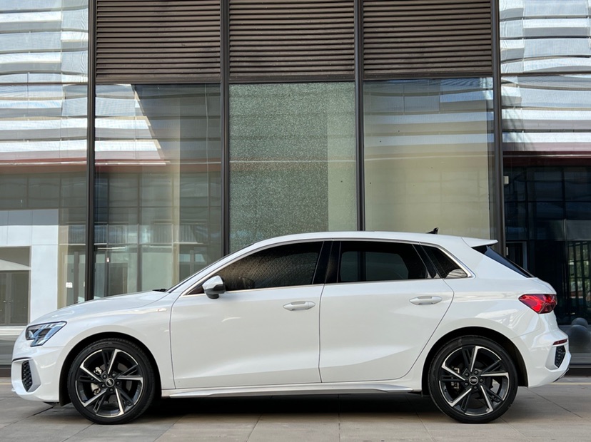 Audi A3 2023 car image #2