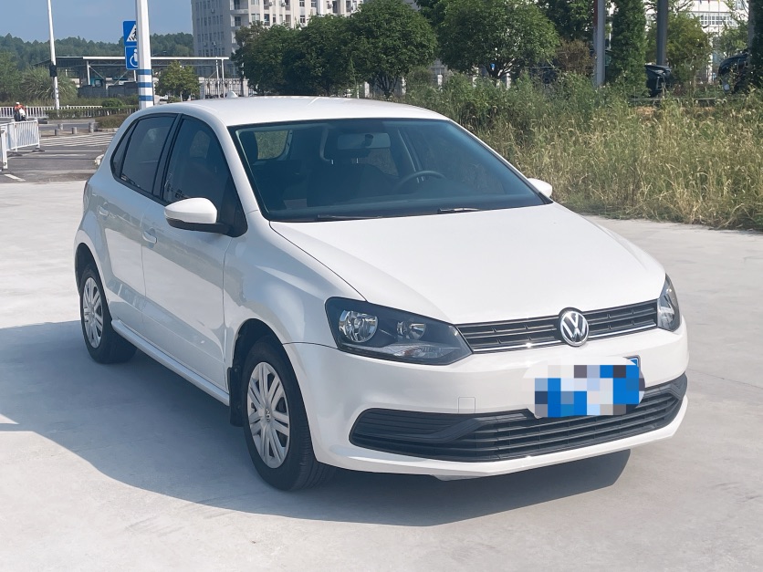 Volkswagen Polo 2016 car image #3