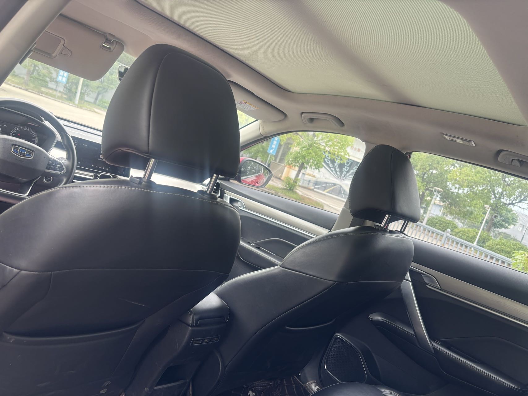 GEELY Coolray 2019 #6 GEELY Coolray 2019 car image #6