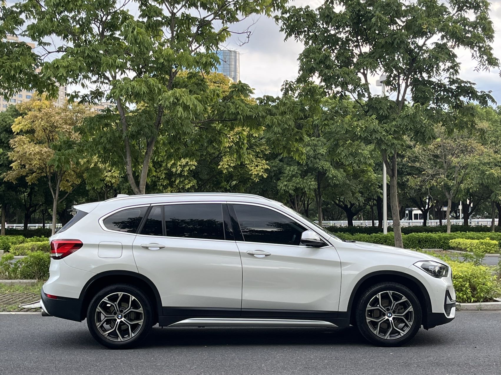 BMW X1 2021 car image #11