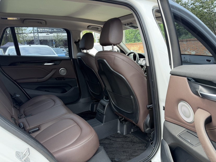 BMW X1 2021 car image #5