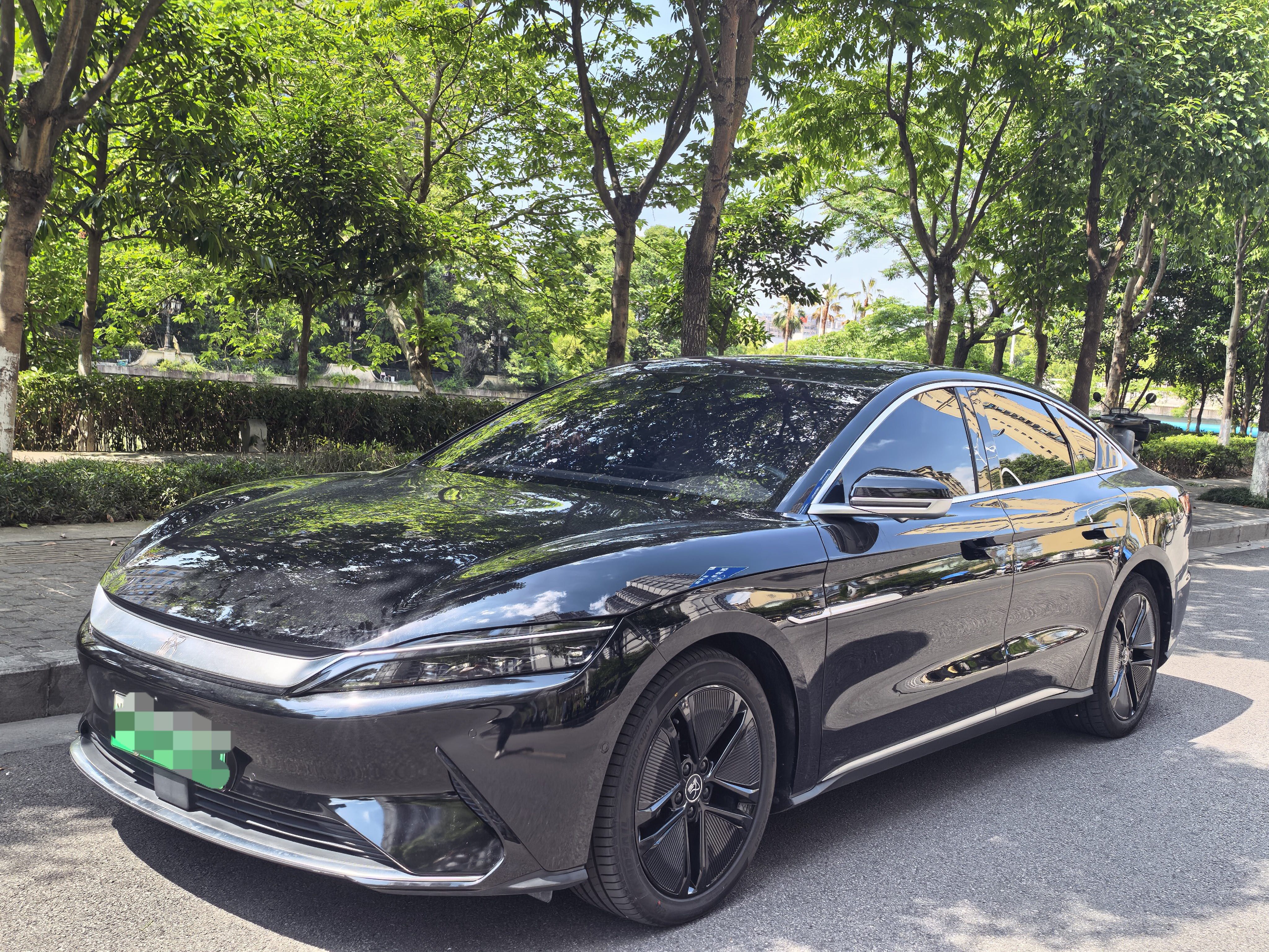 BYD Han 2022 BYD Han 2022 car image