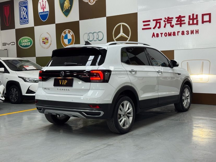 Volkswagen T-Cross 2023 #6 Volkswagen T-Cross 2023 car image #6