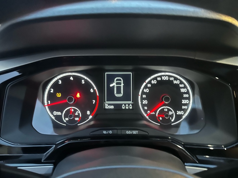 Volkswagen Polo 2021 car image #8