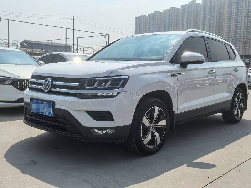 Volkswagen Tharu 2019 Volkswagen Tharu 2019 immagine di auto