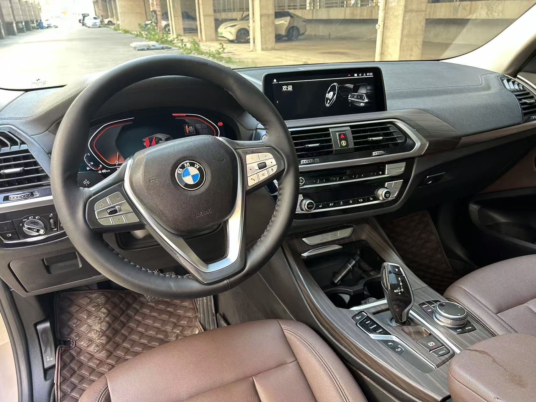 BMW X3 2019 car image #9