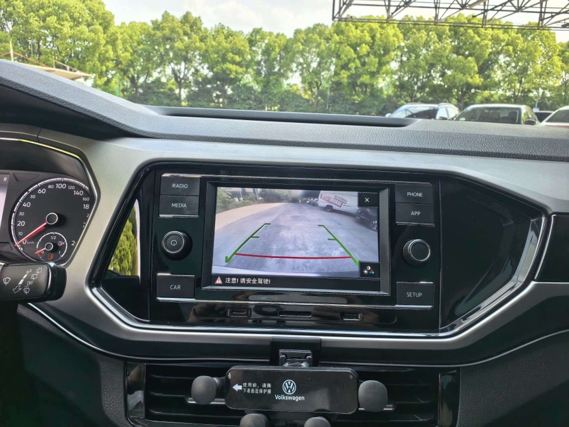 Volkswagen T-Cross 2021 #5 Volkswagen T-Cross 2021 car image #5
