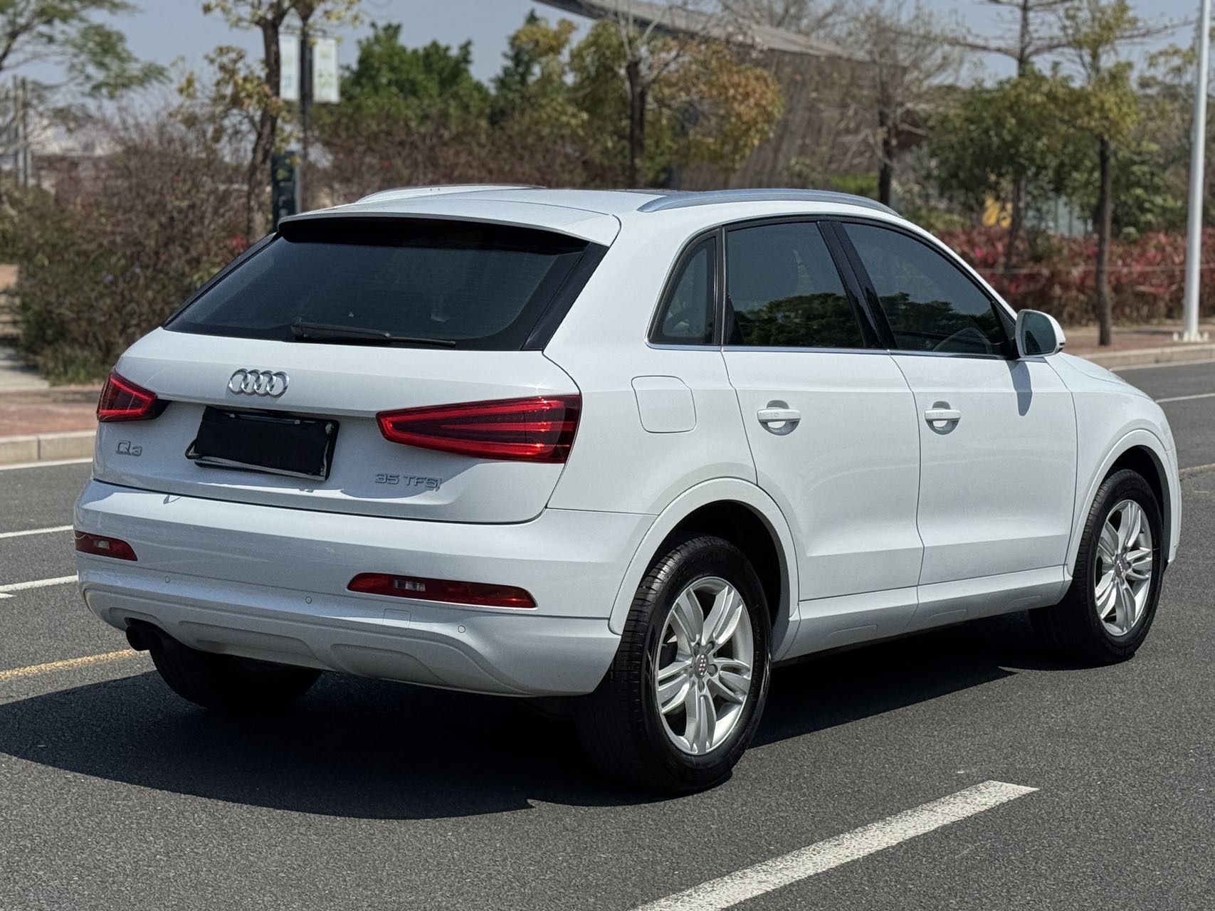 Audi Q3 2016 #10 Audi Q3 2016 car image #10