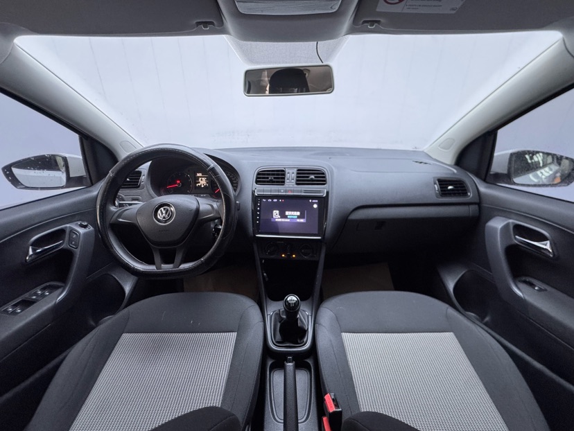 Volkswagen Polo 2017 car image #4