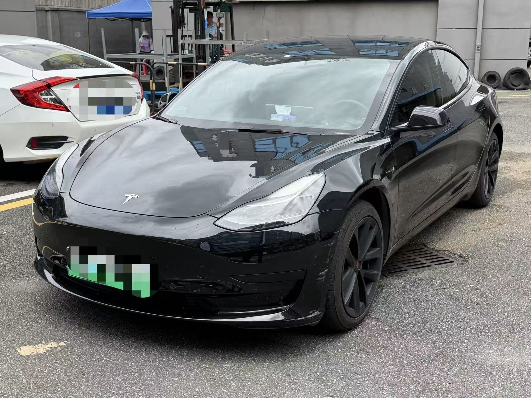 Tesla Model 3 2022 car image 