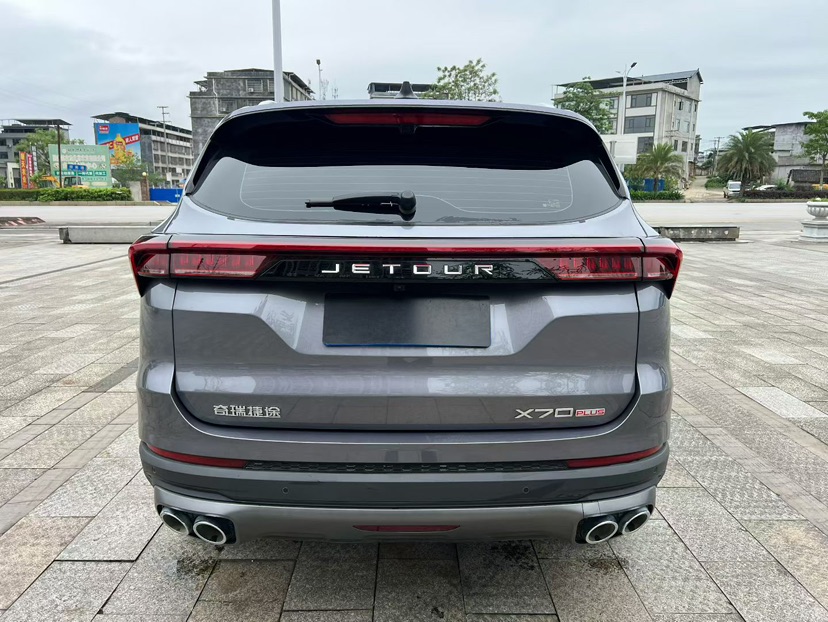 Jetour X70 PLUS 2025 #8 Jetour X70 PLUS 2025 car image #8
